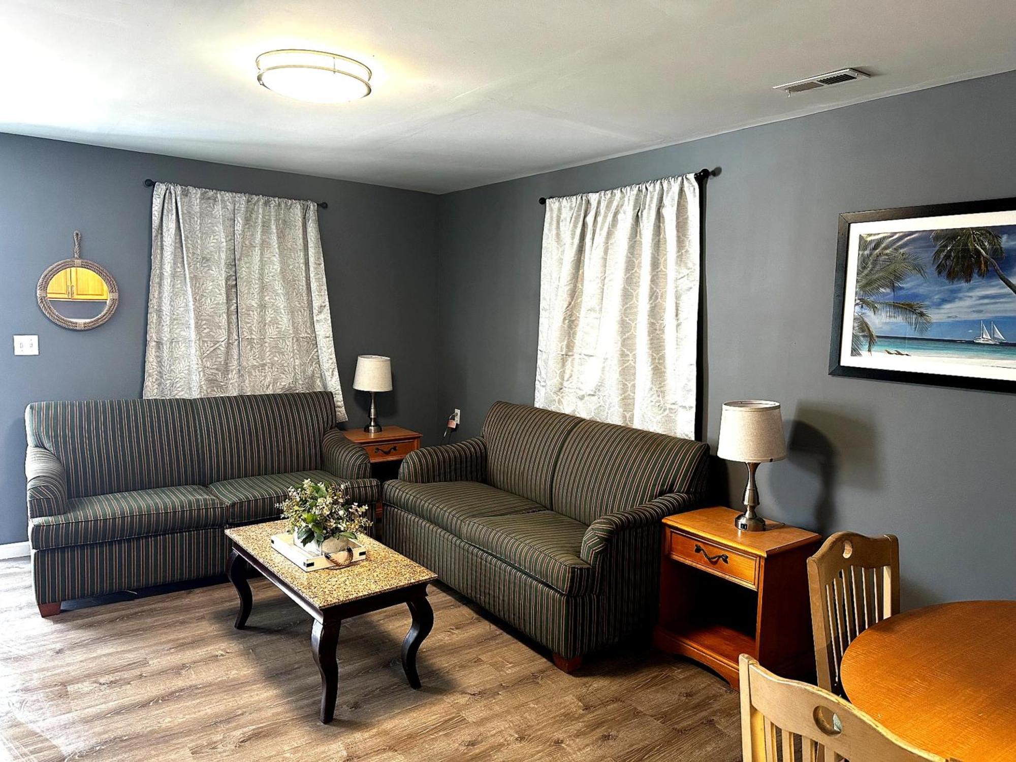 Apartment Bill's *